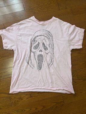 Pink Graphic Tee with Screaming Ghost Design